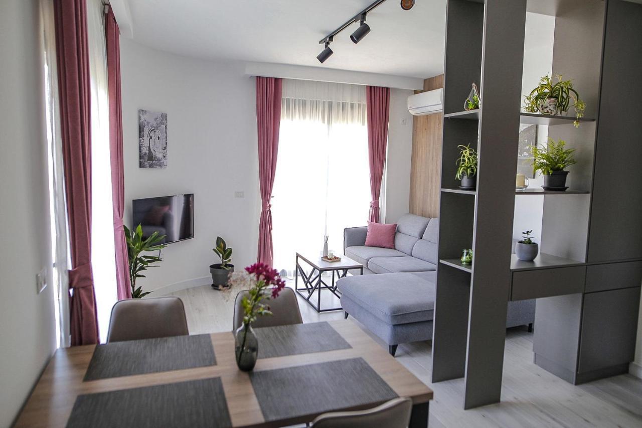 Allure Apartments Улцинь Екстер'єр фото