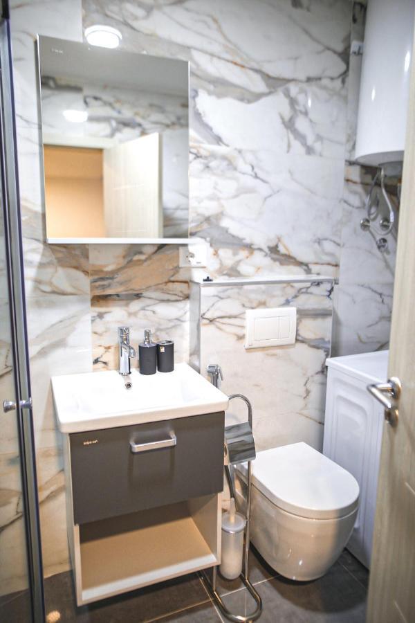 Allure Apartments Улцинь Екстер'єр фото